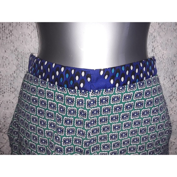 Diane von Furstenberg JERRI Bold Print Dressy Silk Short Shorts P - Picture 2 of 7